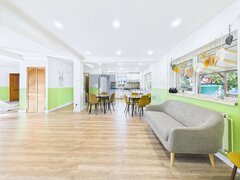 Domnesti Vanzare casa P+M, 7 camere, 4 dormitoare, 4 bai, garaj 3 autoturisme